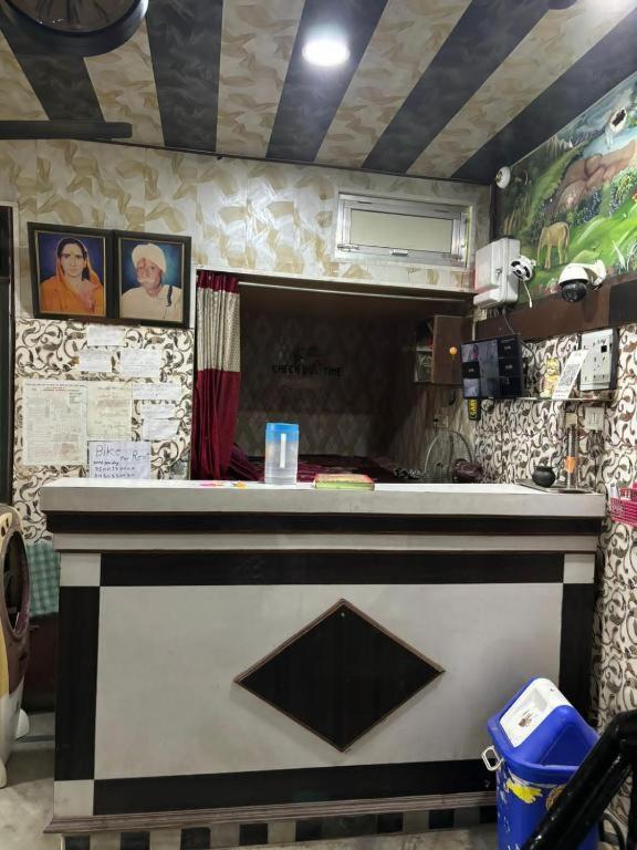 מטורה Maatu Shri Comfort Stay-Guest House מראה חיצוני תמונה